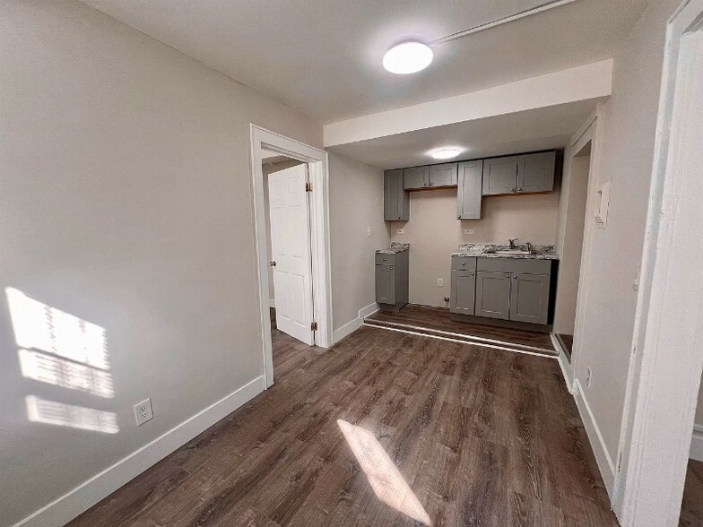 Building Photo - 1 Noll Pl