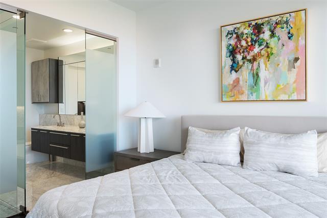 Building Photo - 3130 N Harwood St