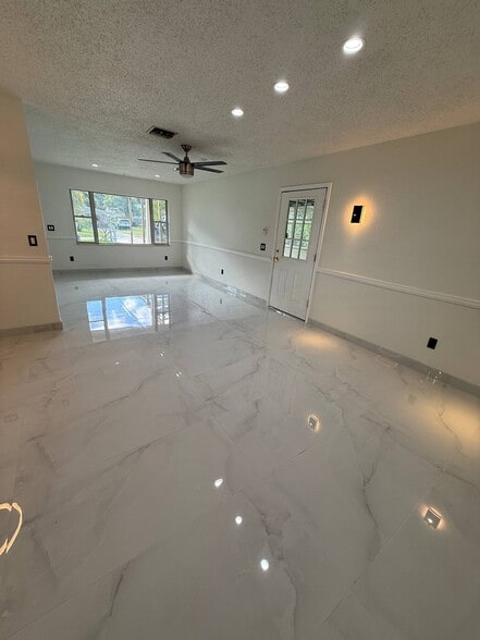 Building Photo - 4519 Mills Ct