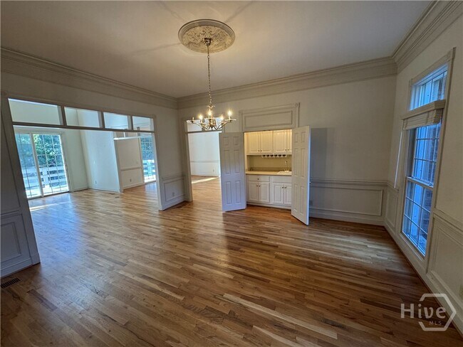 Building Photo - 2 Wakefield Pl