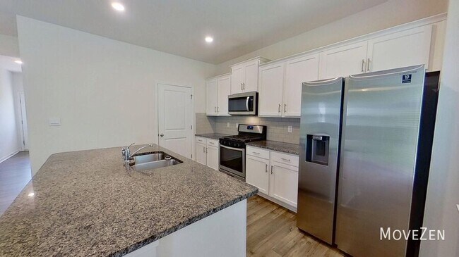 Building Photo - 3004 Platinum Pointe Dr-