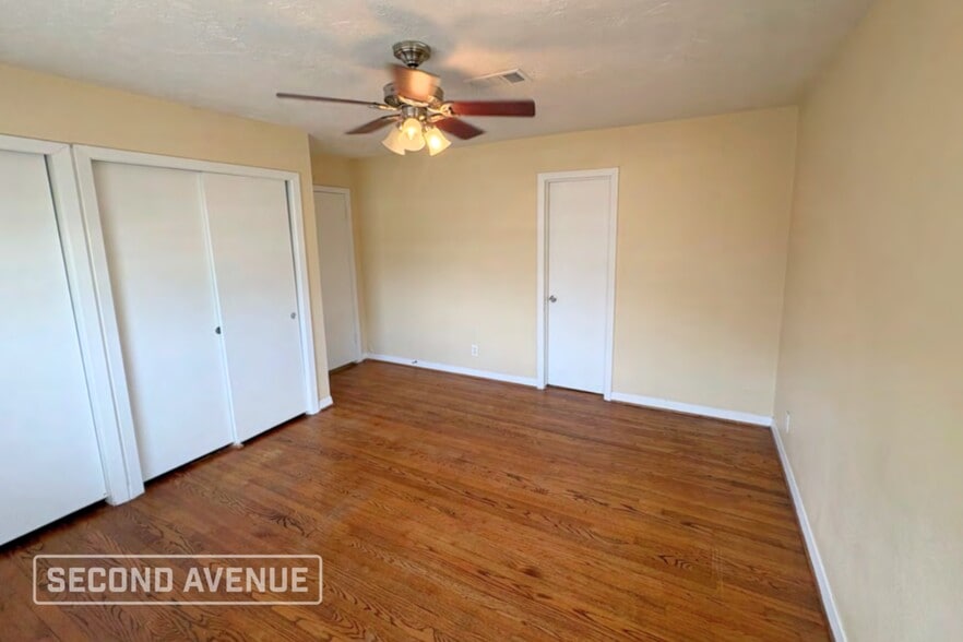 Building Photo - 202 Timber Ln