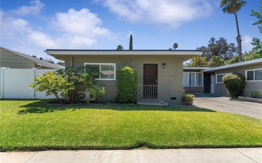 Building Photo - 1218 E Washington Blvd