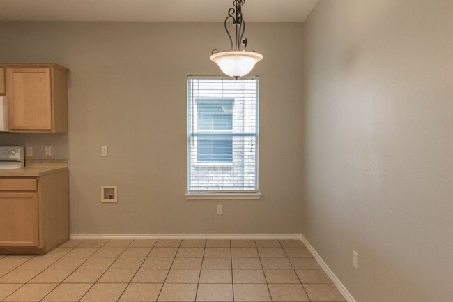 Building Photo - 8512 Prairie Wind Trail
