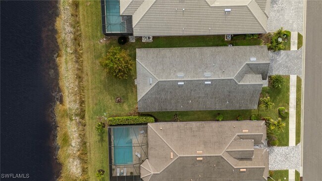 Building Photo - 8880 Redonda Dr