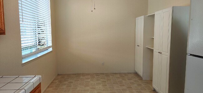 Building Photo - Your Dream  Home Awaits -Spacious Home, La...