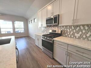 Building Photo - 7915 Needle Crk