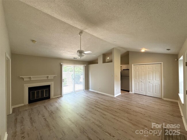 Building Photo - 2720 Von Thuringer Ct