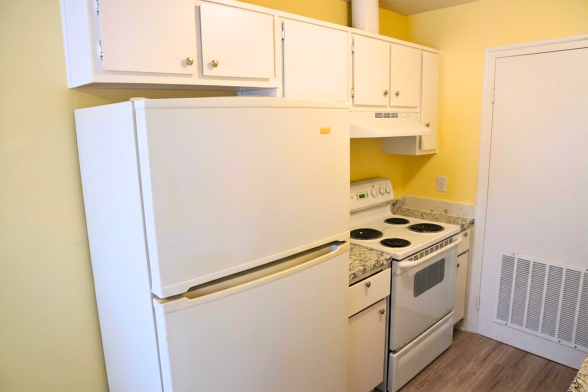 Building Photo - 7190 Conant Ave