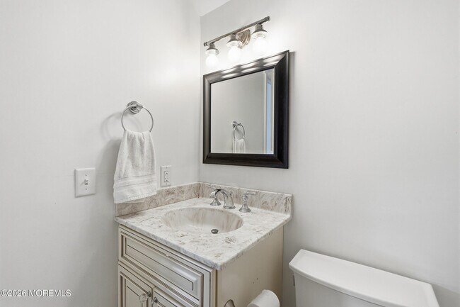 Building Photo - 4 Cheryl Dr