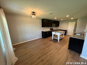 Building Photo - 12037 Silver Lgt