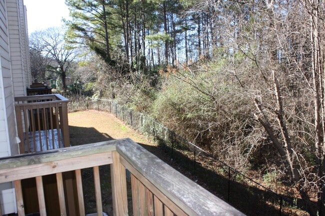 Building Photo - 2939 Stonecrest Ln
