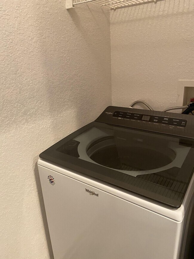 Building Photo - 3741 Conroy Rd