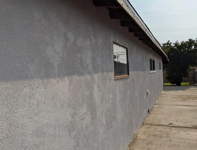 Building Photo - 8325 Fillmore Ave