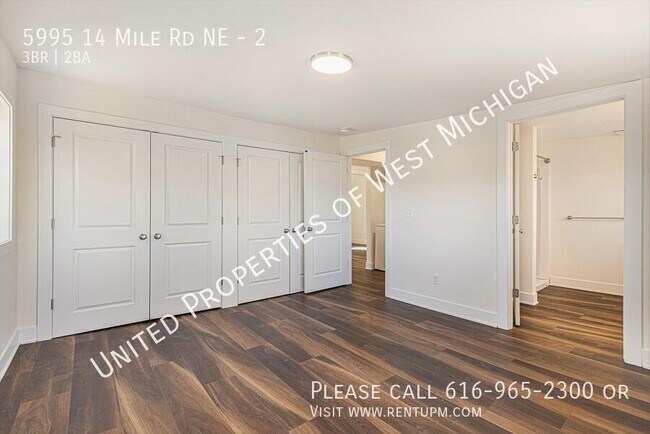 Building Photo - 5995 14 Mile Rd NE