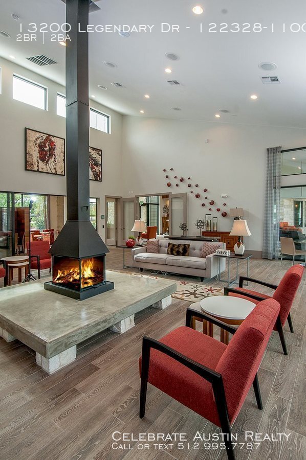 Building Photo - HighLine