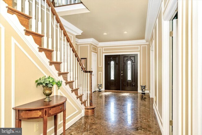 Building Photo - 12929 Esworthy Rd