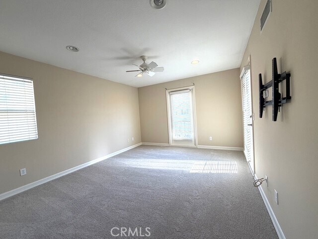 Building Photo - 17 Pamela Way