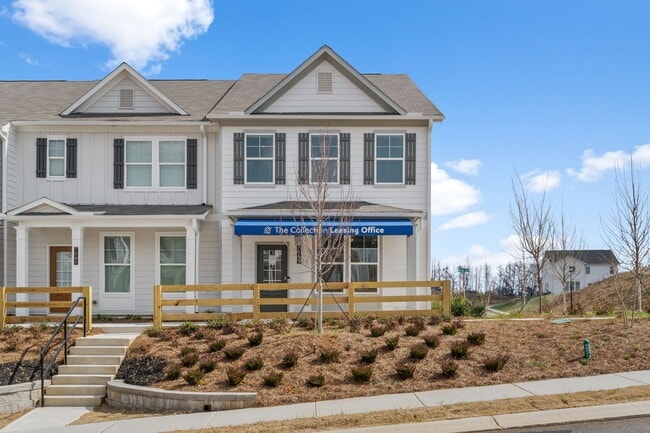 Building Photo - BRAND NEW 3 Bed 2.5 bathroom townhomes in Flowery Branch!