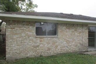 Building Photo - 12515 Gotham Dr