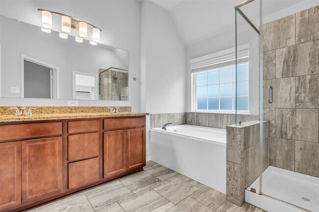 Building Photo - 3430 Redbridge court
