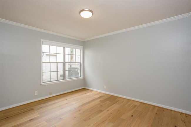 Building Photo - 8710 Linkterrace Ln