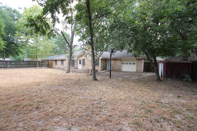 Building Photo - 316 Clemson Dr