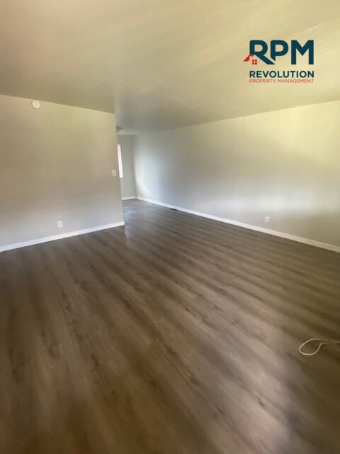 Building Photo - Charming 2-Bed in Washington Terrace