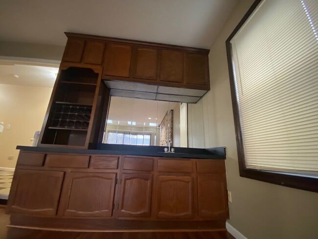 Building Photo - 17381 Washington Ct