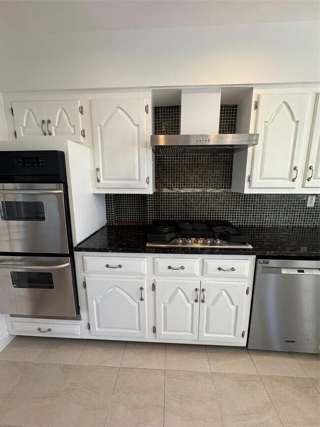 Building Photo - 371 White Birch Ln