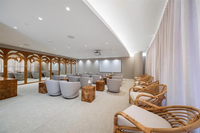 Building Photo - 9001 Collins Ave