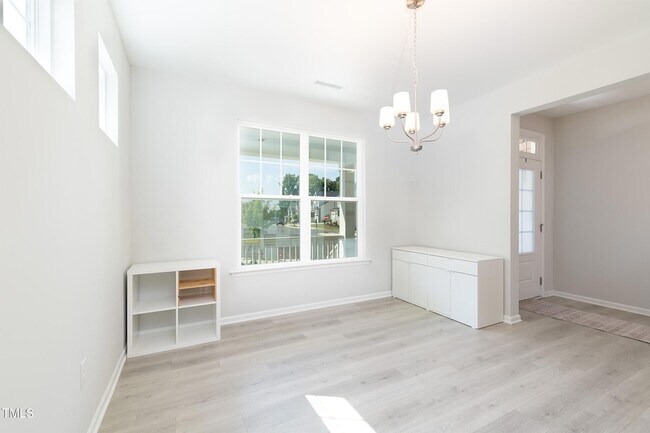 Building Photo - 2300 Kingscup Ct