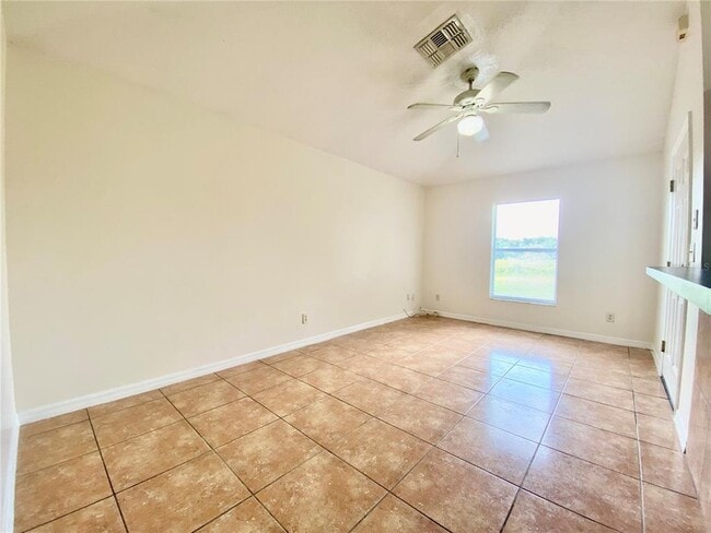 Building Photo - 8638 Garden Way Rd