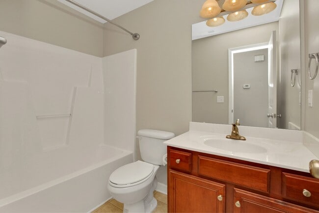 Building Photo - 1049 Warpers Ln