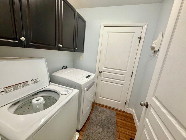Building Photo - 1744 Somersby Ln