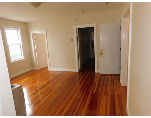 Building Photo - 77 Tremont St