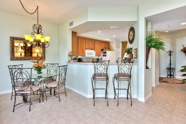 Building Photo - BEAUTIFUL PELICAN LANDING HOME