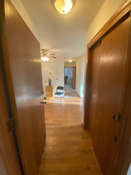 Building Photo - W151S7043 Cornell Cir