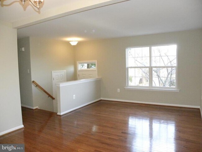 Building Photo - 14311 Newbern Loop