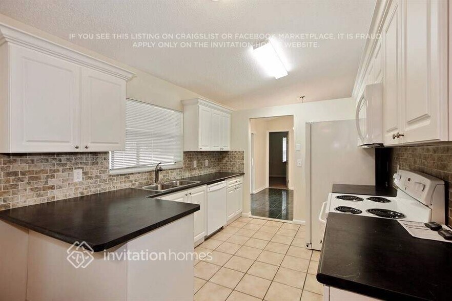Building Photo - 11307 SW 167th St