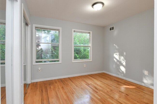 Building Photo - 499 Ocean Ave