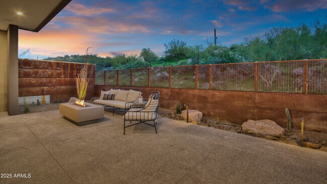 Building Photo - 6525 E Cave Creek Rd