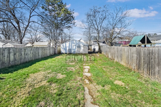 Building Photo - 2314 Union St