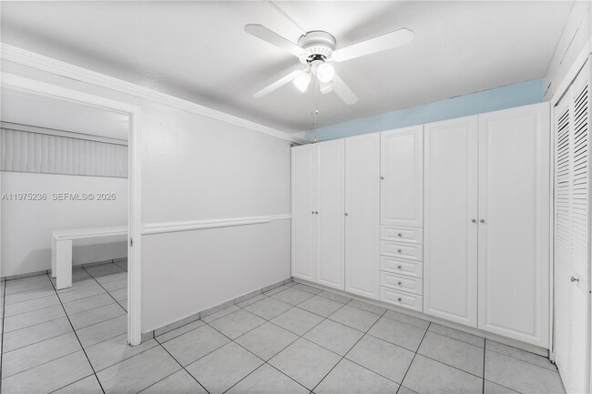 Building Photo - 6436 Miami Lakes Dr