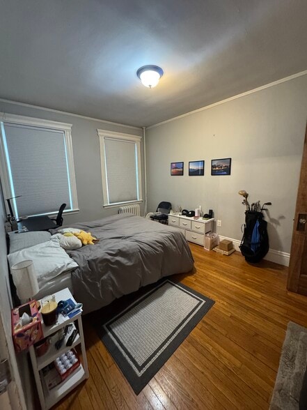 Building Photo - 282 Newbury St