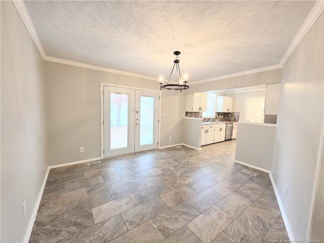 Building Photo - 7320 Avila Dr