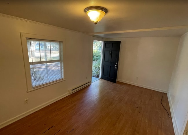 Building Photo - 1408 Gillespie Ave