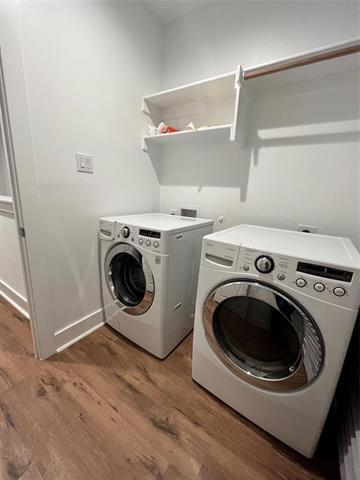 Building Photo - 13325 Bee St