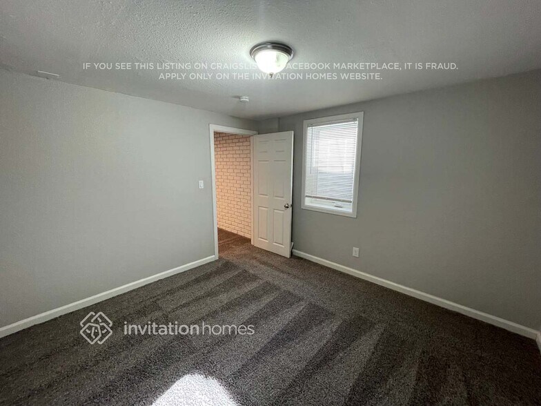 Building Photo - 6209 Brooks Dr