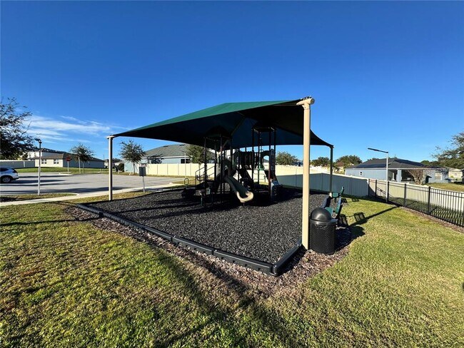 Building Photo - 512 Mckenna Dr